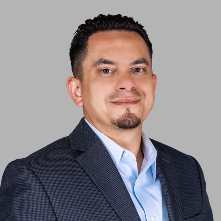 William Lobo headshot